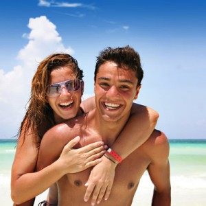4 trucchi per mantenere la pelle abbronzata